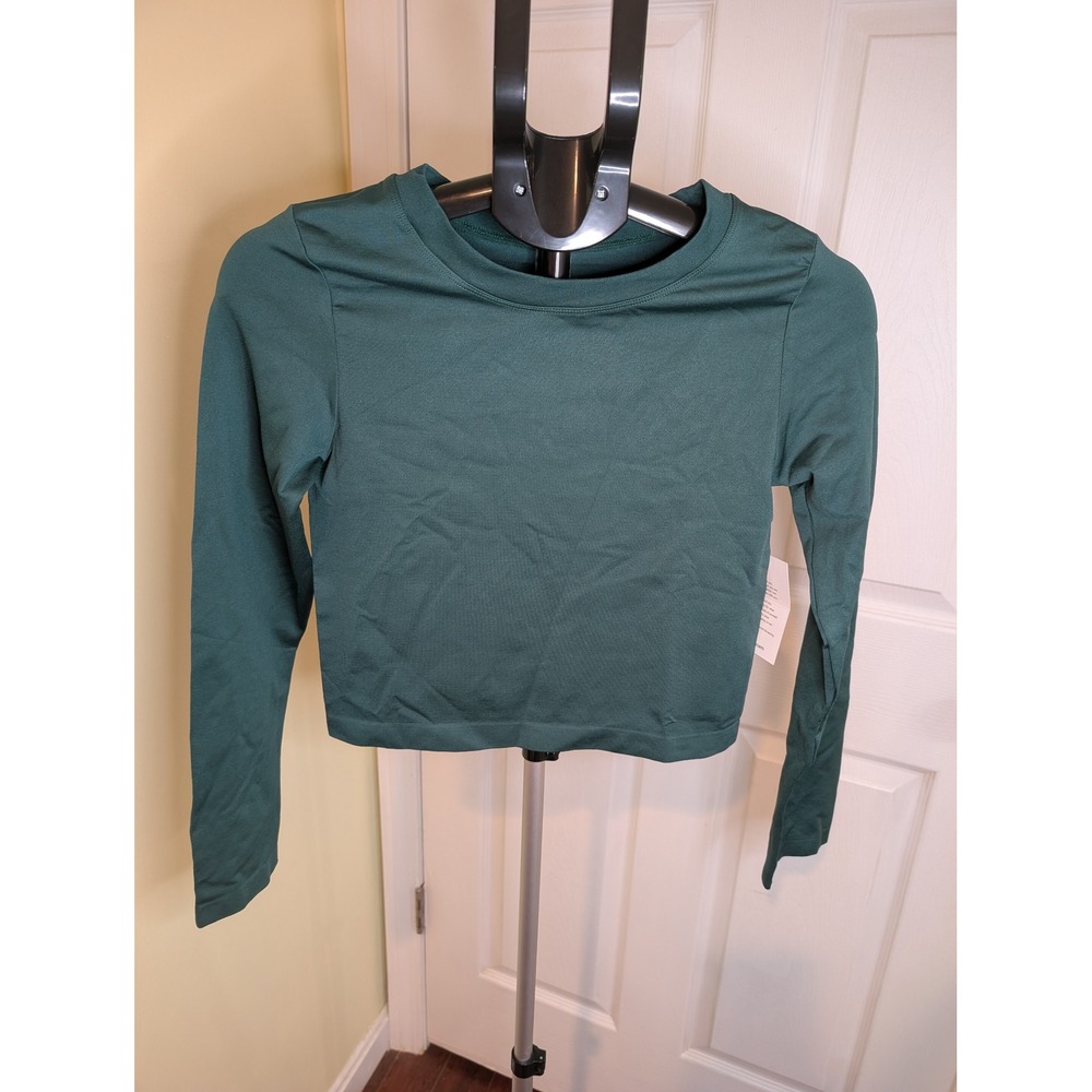 Love Poem Crop Top Womens M/L‎ Dark Green Long Sleeve Seamless Ribbed NWT